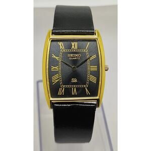 Vintage Style Seiko Quartz Mens Gold Watch & Black accents W/ Leather Strap